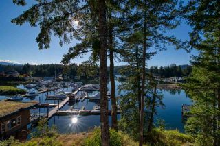 Photo 22: 23B 12849 LAGOON Road in Madeira Park: Pender Harbour Egmont Condo for sale in "Painted Boat" (Sunshine Coast)  : MLS®# R2484398