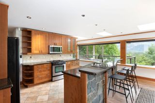 Photo 8: 40182 BILL'S Place in Squamish: Garibaldi Highlands House for sale : MLS®# R2700852
