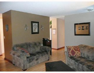 Photo 2: 120 CEDARPARK Drive SW in CALGARY: Cedarbrae Residential Detached Single Family for sale (Calgary)  : MLS®# C3337567