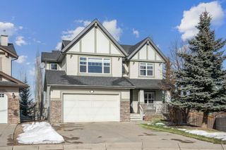 Main Photo: 31 Crestridge Way SW in Calgary: Crestmont Detached for sale : MLS®# A2119539