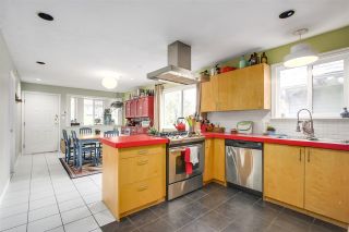 Photo 10: 1262 E 13TH Avenue in Vancouver: Mount Pleasant VE House for sale (Vancouver East)  : MLS®# R2245046