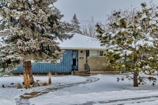 Photo 1: 3108 36 Avenue SW in Calgary: Rutland Park Detached for sale : MLS®# A2020816