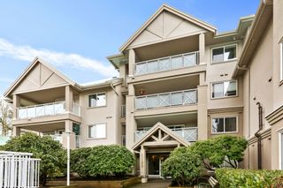 Photo 1: 306 15130 29A Avenue in Surrey: King George Corridor Condo for sale in "THE SANDS" (South Surrey White Rock)  : MLS®# R2657906
