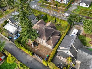 Photo 3: 1318 160 Street in Surrey: King George Corridor House for sale (South Surrey White Rock)  : MLS®# R2818155