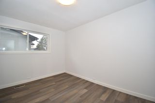 Photo 17: 206 Oakmoor Place SW in Calgary: Oakridge Detached for sale : MLS®# A2034491