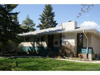 Photo 3: 2836 ROTHWELL Street in Regina: Dominion Heights Single Family Dwelling for sale (Regina Area 03)  : MLS®# 431645