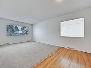 Photo 3: 3536 41 Street SW in Calgary: Glenbrook Detached for sale : MLS®# A1044659