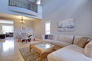 Photo 2: 145 TREMBLANT Place SW in Calgary: Springbank Hill Detached for sale : MLS®# A1024099