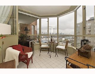 Photo 3: 607 2201 PINE Street in Vancouver: Fairview VW Condo for sale in "MERIDIAN COVE" (Vancouver West)  : MLS®# V701332