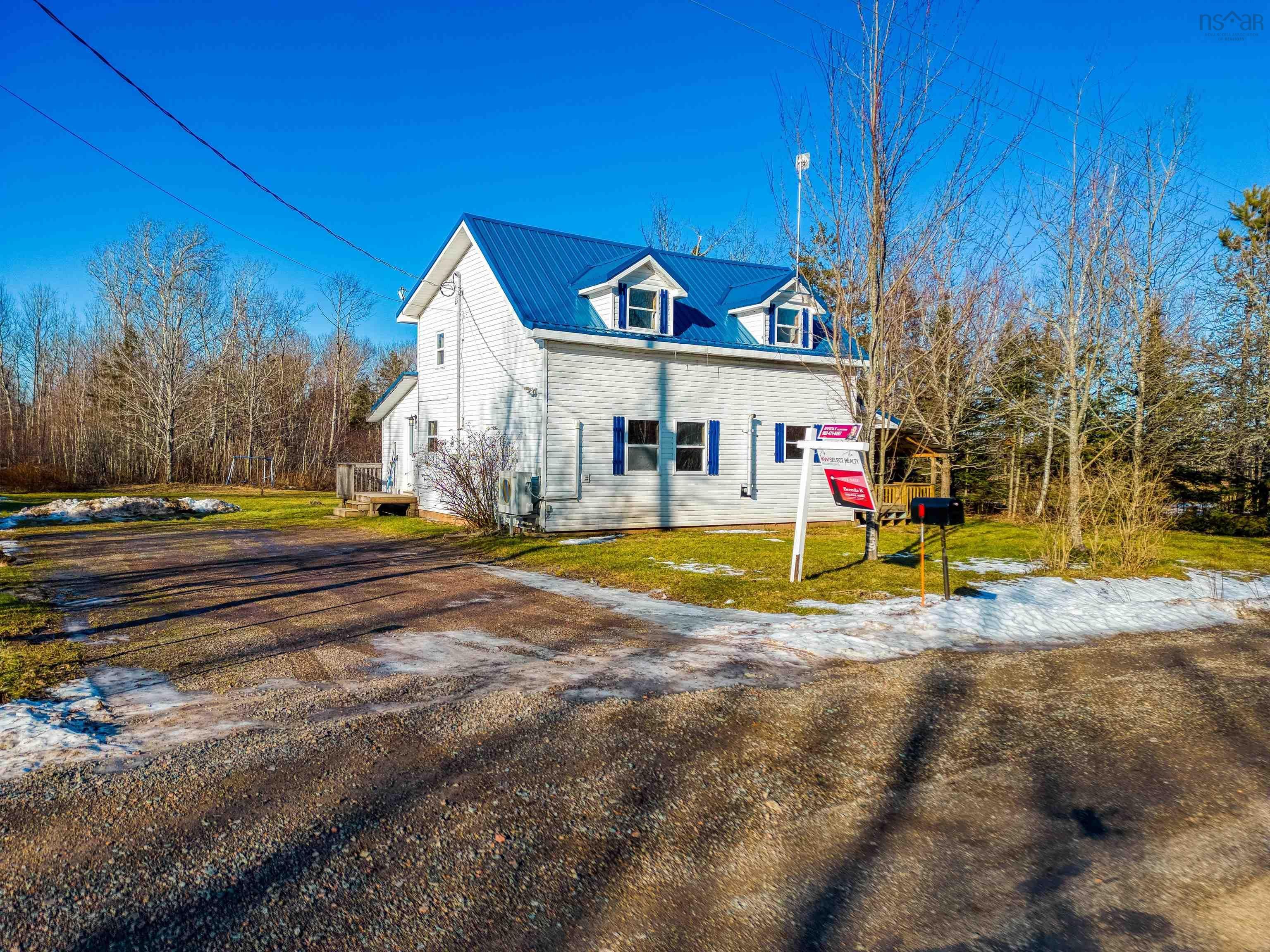 Main Photo: 41 Hunter Road in West Wentworth: 102N-North Of Hwy 104 Residential for sale (Northern Region)  : MLS®# 202301407