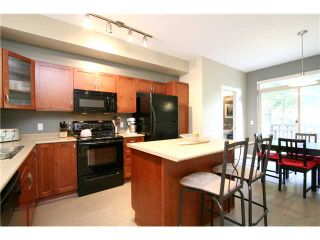 Photo 5: 10 55 HAWTHORN Drive in Port Moody: Heritage Woods PM Townhouse for sale in "COBALT SKY" : MLS®# V1034207