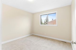Photo 17: 11 4940 39 Ave SW in Calgary: Glenbrook Row/Townhouse for sale : MLS®# A1230273