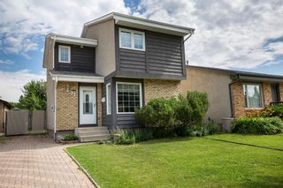 Photo 1: 71 Dunits Drive in Winnipeg: Sun Valley Park Residential for sale (3H)  : MLS®# 202016987
