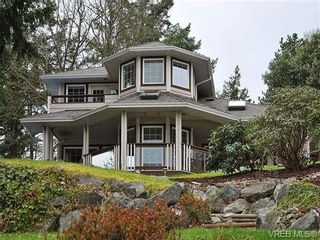 Photo 2: 948 Page Avenue in : La Glen Lake House for sale (Langford)  : MLS®# 320355