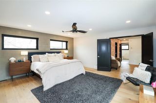 Photo 18: 214 Girton Boulevard in Winnipeg: Tuxedo Residential for sale (1E)  : MLS®# 202325717