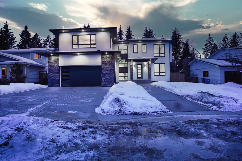 Main Photo: 8919 Baylor Crescent SW in Calgary: Bayview Detached for sale : MLS®# A2026719
