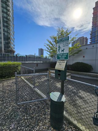 Photo 19: 808 2008 ROSSER Avenue in Burnaby: Brentwood Park Condo for sale in "Solo Stratus" (Burnaby North)  : MLS®# R2878776