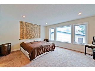Photo 13: 6615 LETHBRIDGE Crescent SW in Calgary: Lakeview House for sale : MLS®# C4050221