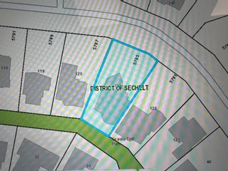 Photo 2: 5785 TRAIL Avenue in Sechelt: Sechelt District Land for sale in "The Bluff" (Sunshine Coast)  : MLS®# R2822442