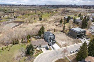 Main Photo: 2226 8 Street NE in Calgary: Winston Heights/Mountview Detached for sale : MLS®# A2127894