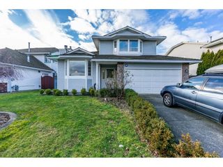 Photo 1: 19662 SOMERSET Drive in Pitt Meadows: Mid Meadows House for sale in "Somerset" : MLS®# R2337988