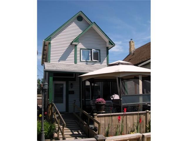 Main Photo: 1569 Alexander Avenue in WINNIPEG: Brooklands / Weston Residential for sale (West Winnipeg)  : MLS®# 1116712