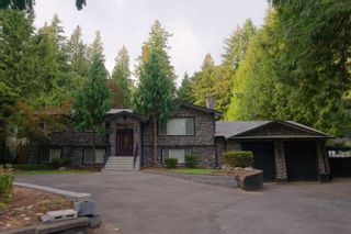 Photo 1: 13881 56 Avenue in Surrey: Panorama Ridge House for sale : MLS®# R2780076