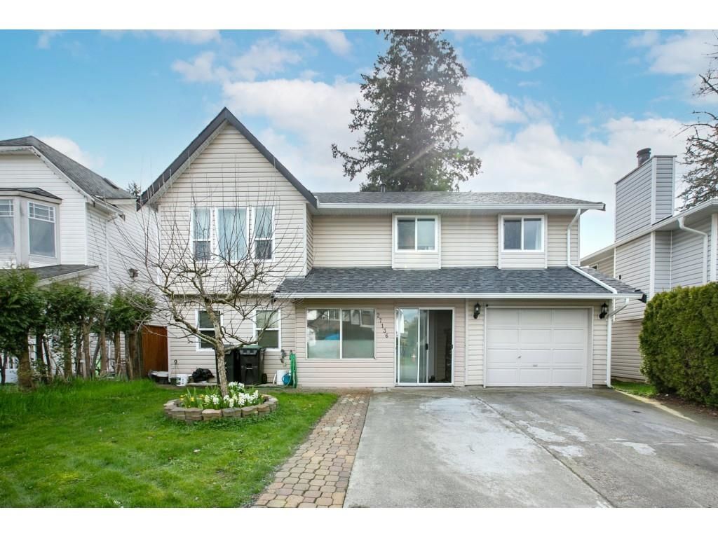 Main Photo: 27136 33 Avenue in Langley: Aldergrove Langley House for sale : MLS®# R2671383