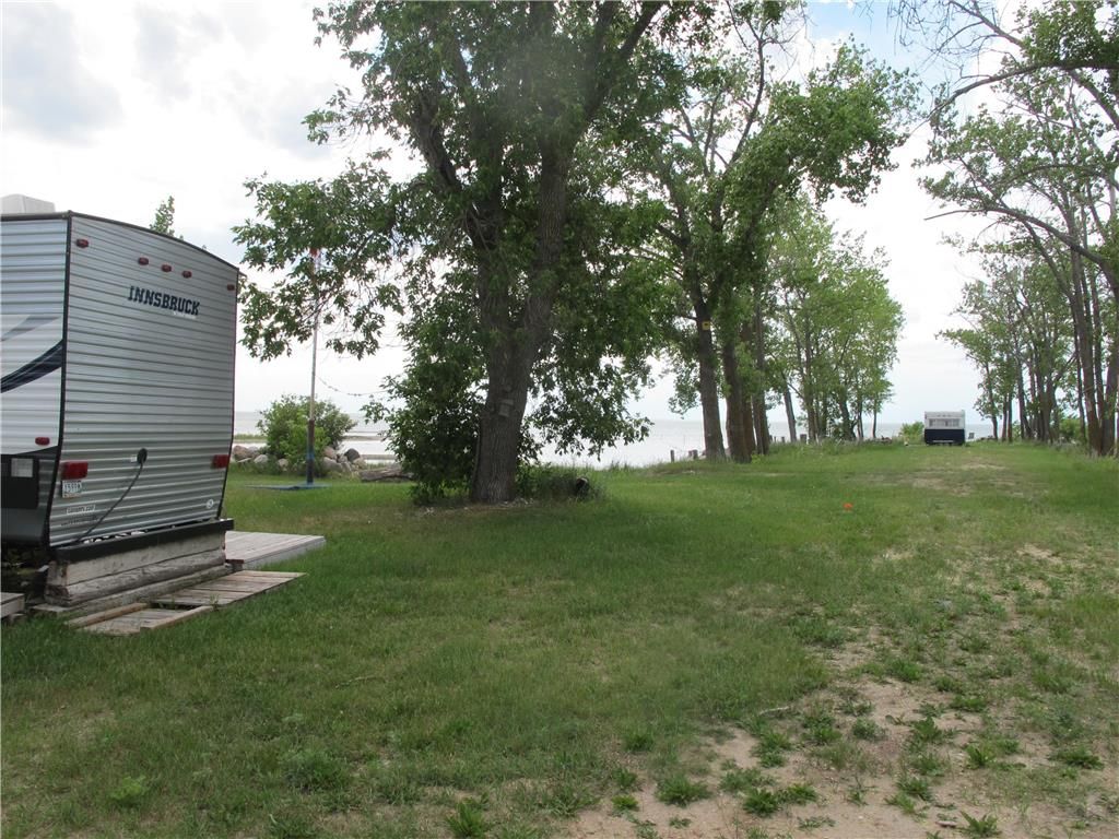 Photo 5: Photos:  in St Laurent: Twin Lake Beach Residential for sale (R19)  : MLS®# 202100860