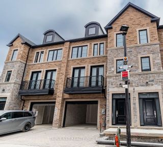 Photo 1: 26 260 Eagle Street in Newmarket: Central Newmarket House (3-Storey) for sale : MLS®# N8056676