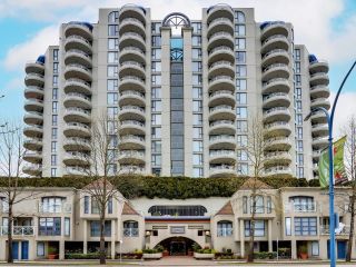 Photo 1: 705 6088 MINORU Boulevard in Richmond: Brighouse Condo for sale in "HORIZONS BY BOSA" : MLS®# R2680848