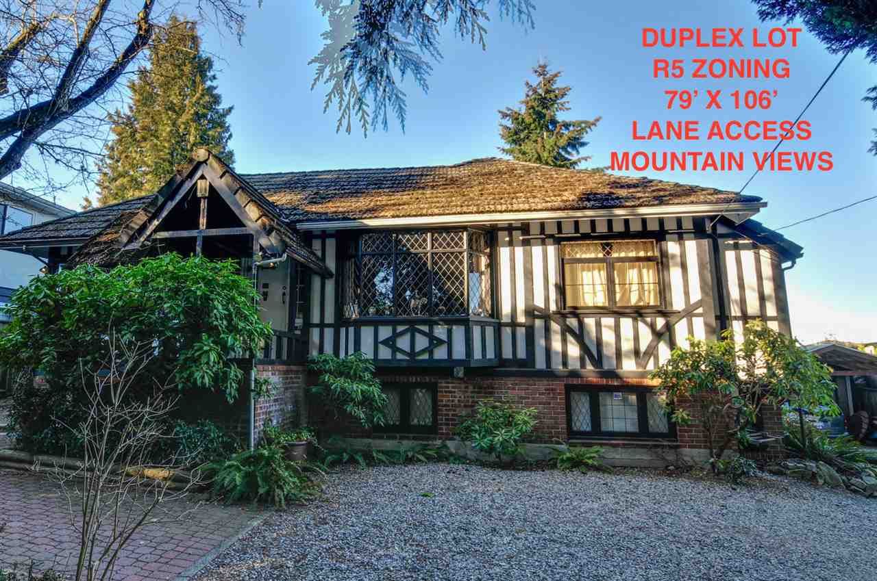 Main Photo: 4855 SMITH AVENUE in Burnaby: Central Park BS House for sale (Burnaby South)  : MLS®# R2136893