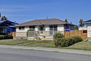 Main Photo: 20 Rossmount Road SW in Calgary: Rosscarrock Detached for sale : MLS®# A2003382