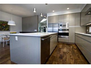 Photo 5: 2048 47 Avenue SW in CALGARY: Altadore River Park Residential Attached for sale (Calgary)  : MLS®# C3529079