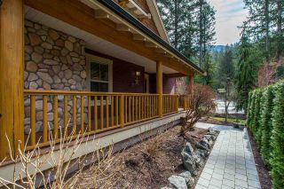 Photo 3: 43585 FROGS Hollow in Cultus Lake: Lindell Beach House for sale in "THE COTTAGES AT CULTUS LAKE" : MLS®# R2372412