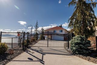 Photo 2: 6315 Bulyea Avenue, in Peachland: House for sale : MLS®# 10270388