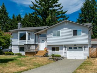Photo 1: 2070 GULL Avenue in COMOX: CV Comox (Town of) House for sale (Comox Valley)  : MLS®# 817465