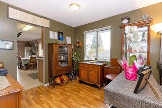 Photo 2: 1738 MACGOWAN Avenue in North Vancouver: Pemberton NV House for sale : MLS®# R2752409