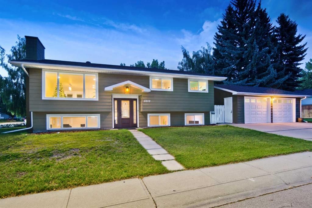 Main Photo: 5010 Vanstone Road NW in Calgary: Varsity Detached for sale : MLS®# A2078161