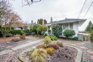 Photo 2: 5350 PATRICK Street in Burnaby: South Slope House for sale (Burnaby South)  : MLS®# R2743371
