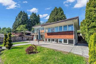 Photo 2: 1555 LAWSON Avenue in West Vancouver: Ambleside House for sale : MLS®# R2882418