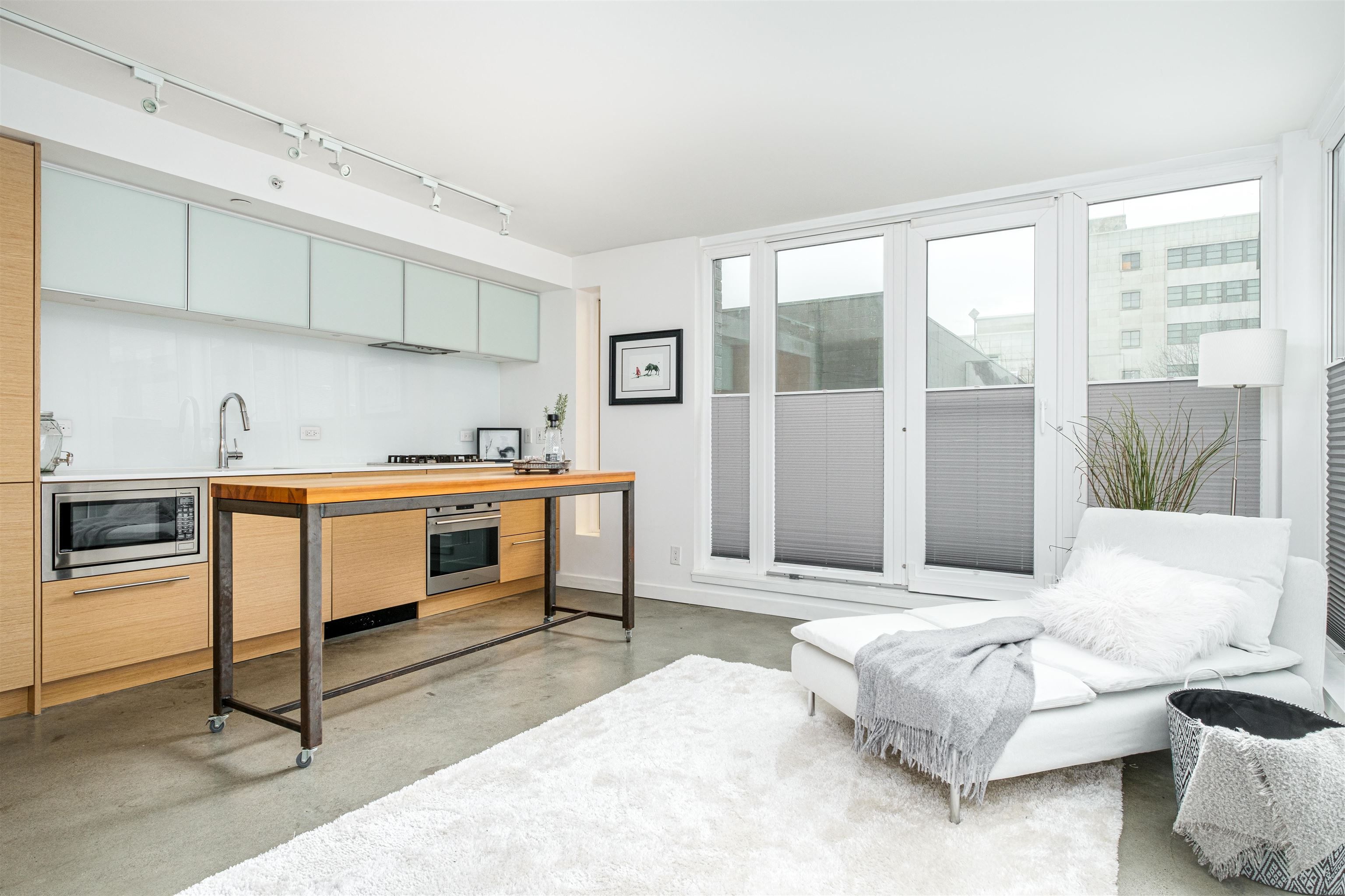 Main Photo: 509 150 E CORDOVA Street in Vancouver: Downtown VE Condo for sale (Vancouver East)  : MLS®# R2646419