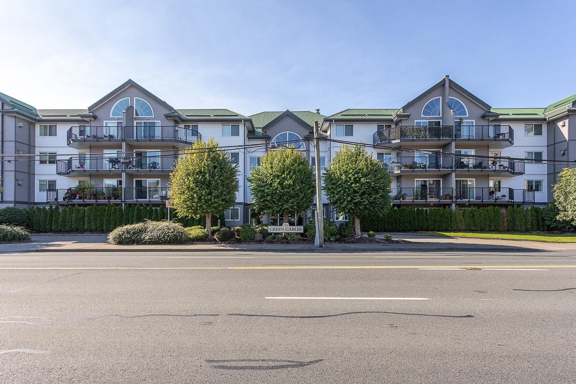 Main Photo: 213 32044 OLD YALE Road in Abbotsford: Abbotsford West Condo for sale in "Green Gables" : MLS®# R2638784