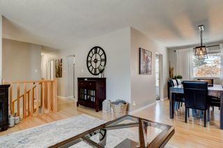 Photo 3: 5356 La Salle Crescent SW in Calgary: Lakeview Detached for sale : MLS®# A1081564