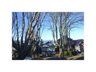 Photo 2: 526 10TH Ave E in Vancouver East: Mount Pleasant VE Home for sale ()  : MLS®# V872251