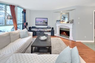 Photo 4: 301 789 JERVIS Street in Vancouver: West End VW Condo for sale in "JERVIS COURT" (Vancouver West)  : MLS®# R2236913