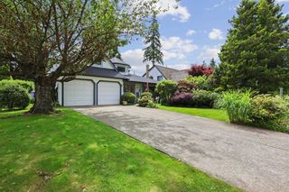 Photo 2: 12270 S BOUNDARY Drive in Surrey: Panorama Ridge House for sale in "Boundary Park" : MLS®# R2722110