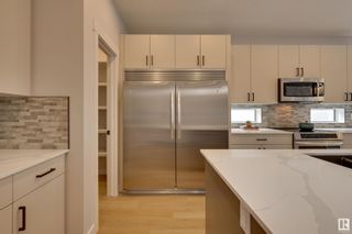 Photo 8: 10932 117 Street in Edmonton: Zone 08 House Half Duplex for sale : MLS®# E4383018