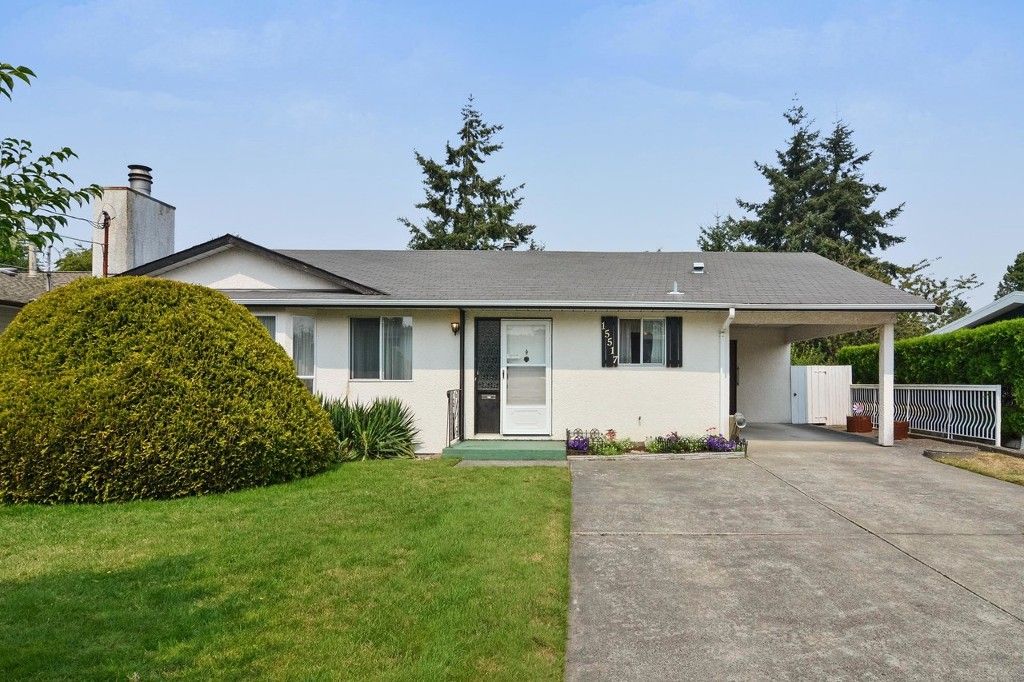 Main Photo: 15517 17 ave in Surrey: House for sale (South Surrey White Rock)  : MLS®# R2192308