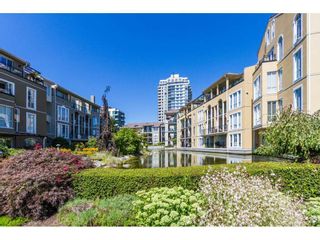 Photo 1: 409 3 RENAISSANCE Square in New Westminster: Quay Condo for sale in "THE LIDO" : MLS®# R2148521